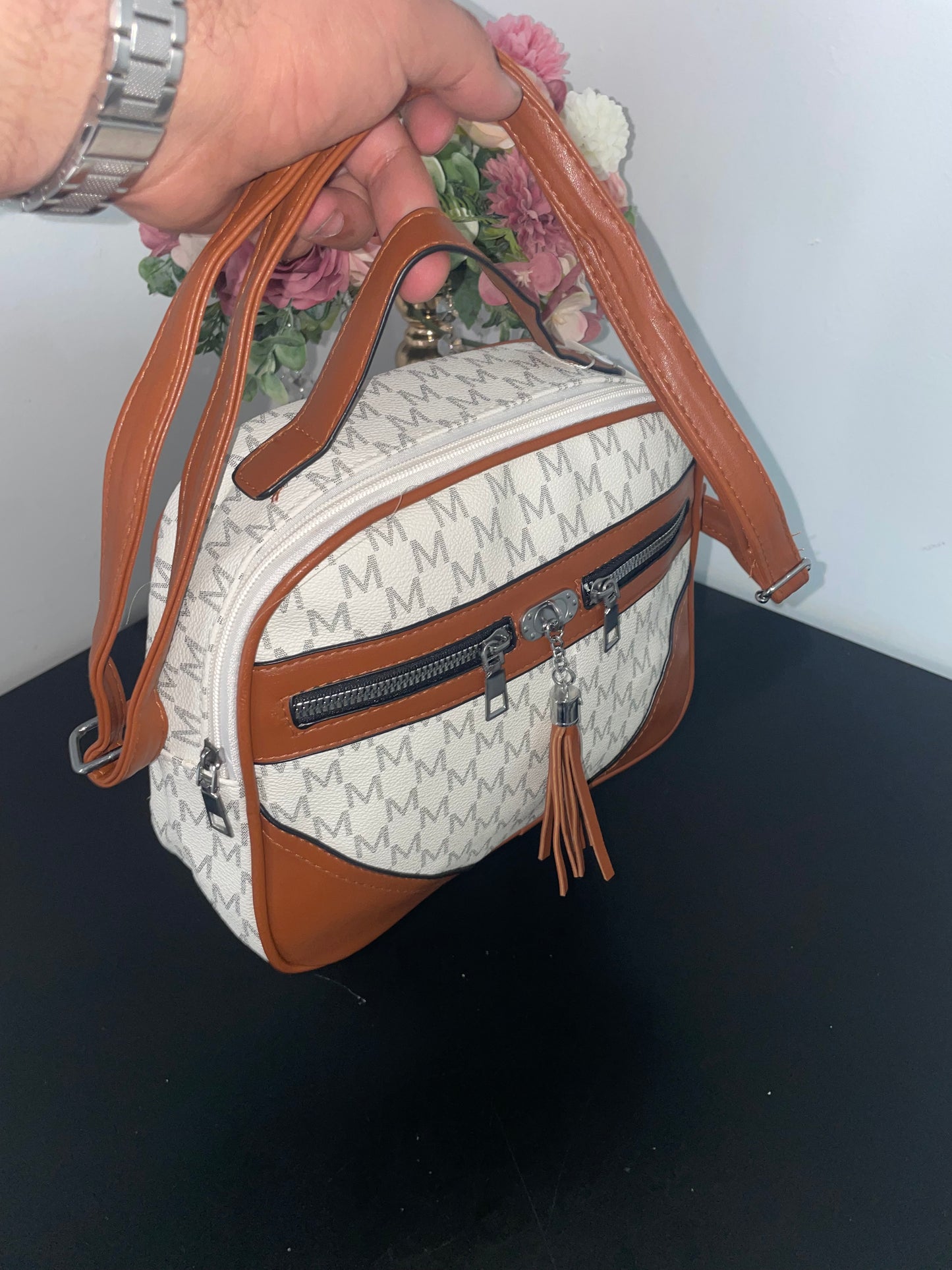 Elegante handtas met kwast