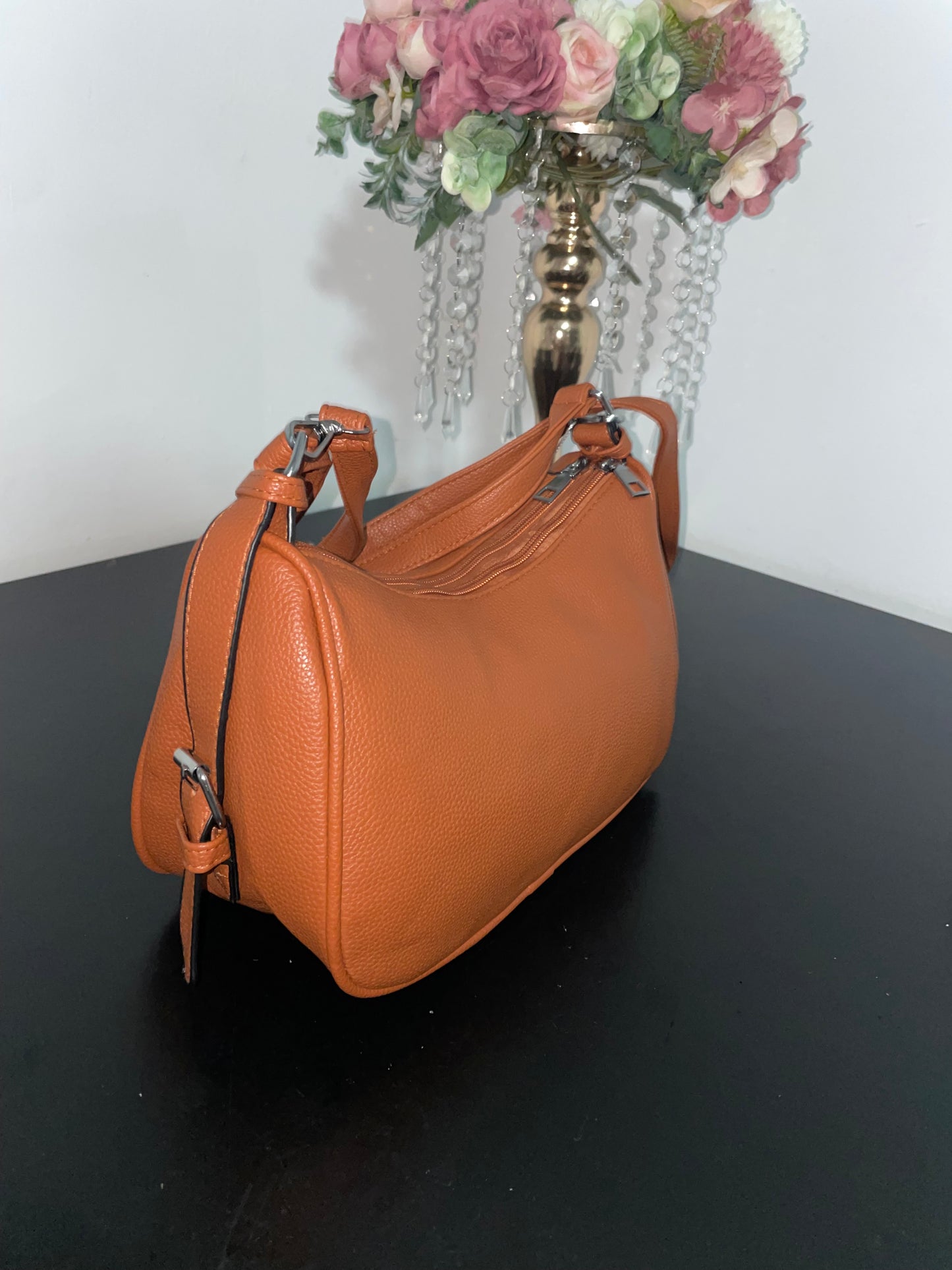 Trendy Schoudertas met Ritsvakken – Verkrijgbaar in 5 Kleuren!